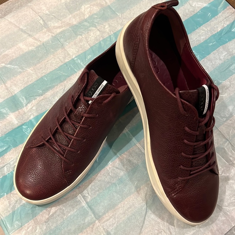 Ecco Danish Design sneakers